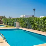 Delfin 8 Apartamento *